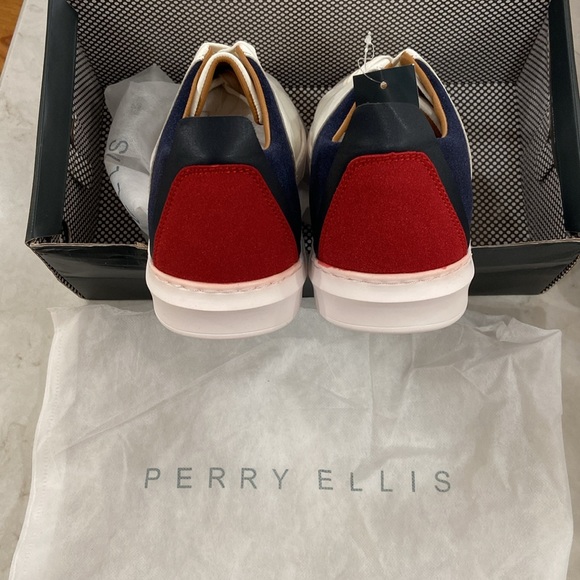 NWT Perry Ellis Mens Red White & Blue shoe size 11 - Picture 4 of 7